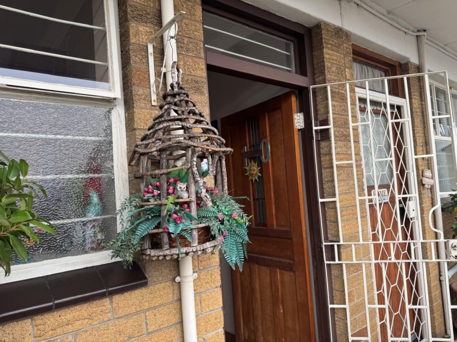 2 Bedroom Property for Sale in New Redruth Gauteng