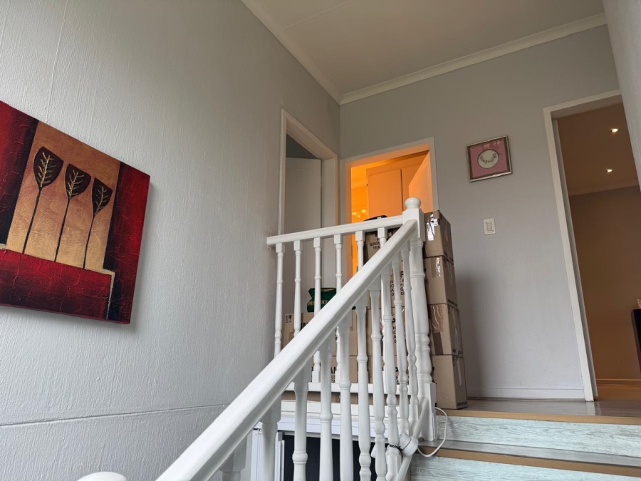 3 Bedroom Property for Sale in New Redruth Gauteng