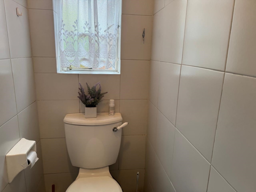 3 Bedroom Property for Sale in New Redruth Gauteng
