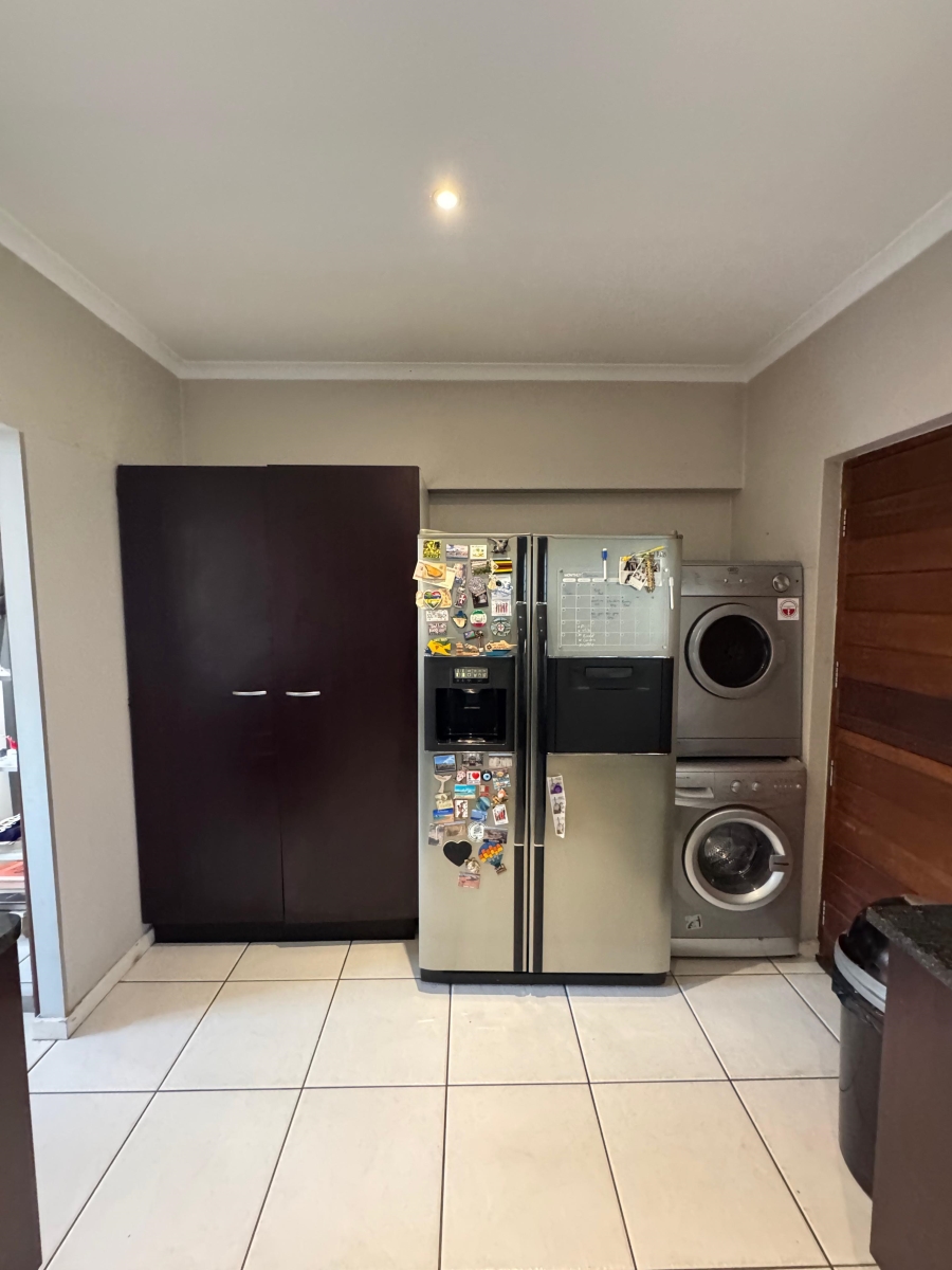 2 Bedroom Property for Sale in Bryanston West Gauteng