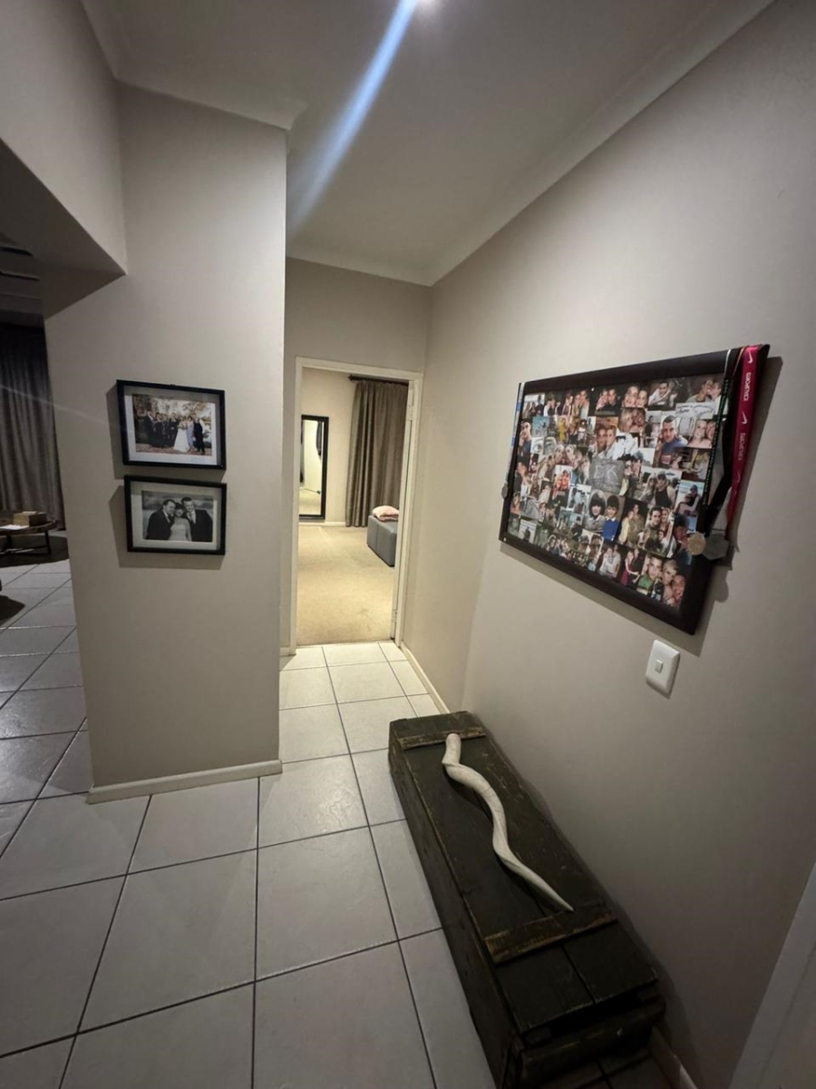 2 Bedroom Property for Sale in Bryanston West Gauteng