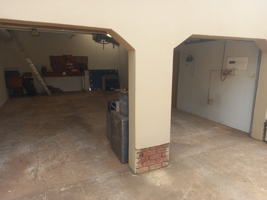 3 Bedroom Property for Sale in Vleikop A H Gauteng