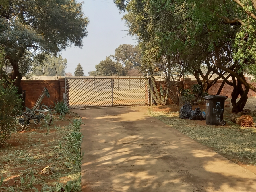 3 Bedroom Property for Sale in Vleikop A H Gauteng
