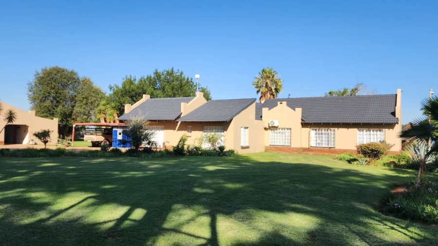 3 Bedroom Property for Sale in Vleikop A H Gauteng