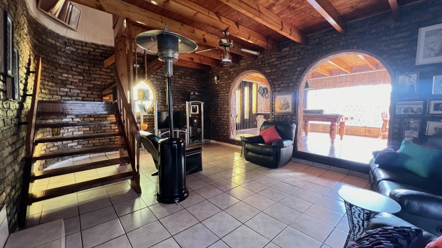 3 Bedroom Property for Sale in Carletonville Central Gauteng