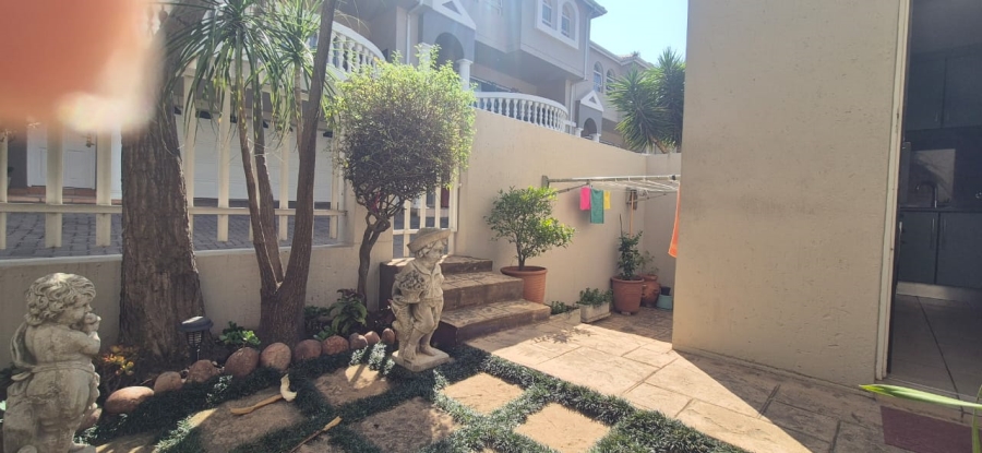 3 Bedroom Property for Sale in Bruma Gauteng