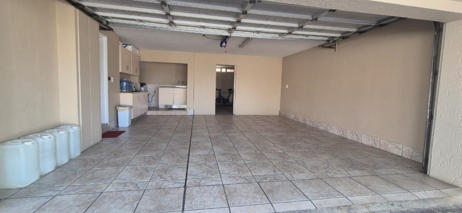 3 Bedroom Property for Sale in Bruma Gauteng