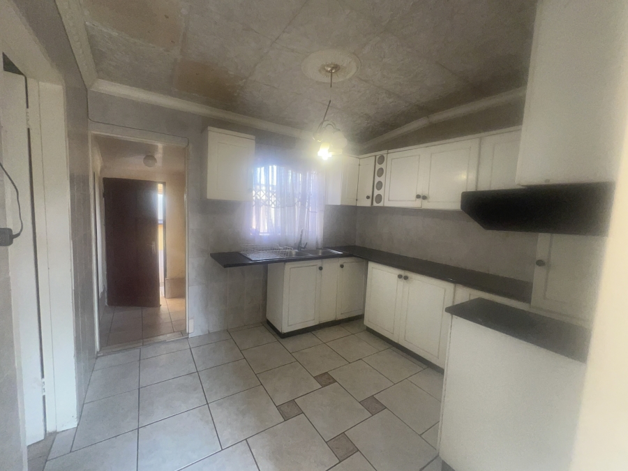 1 Bedroom Property for Sale in Orlando West Gauteng