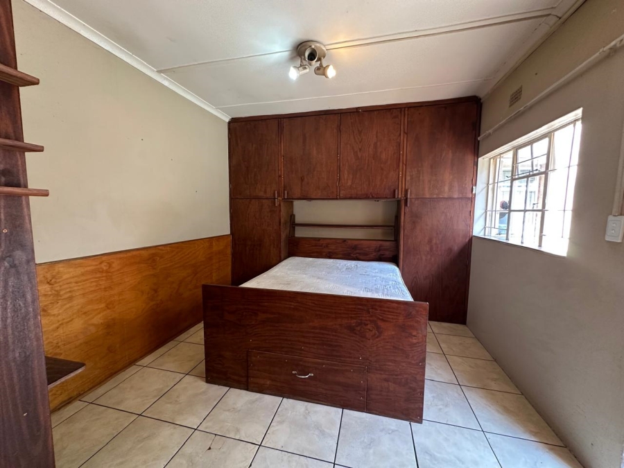 To Let 1 Bedroom Property for Rent in Rembrandt Park Gauteng