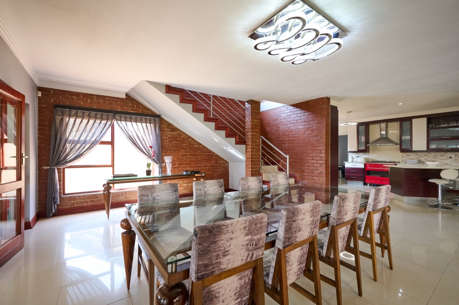 5 Bedroom Property for Sale in Carlswald North Estate Gauteng