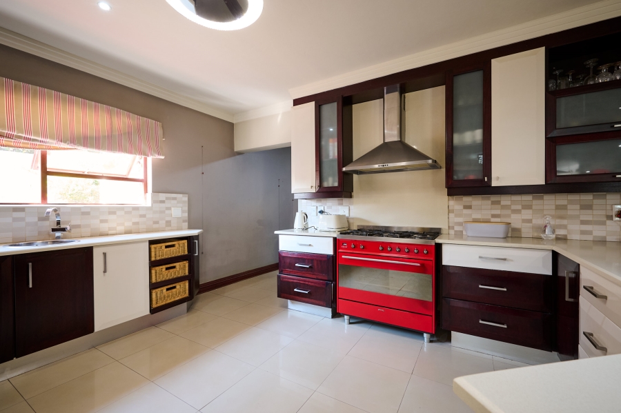 5 Bedroom Property for Sale in Carlswald North Estate Gauteng