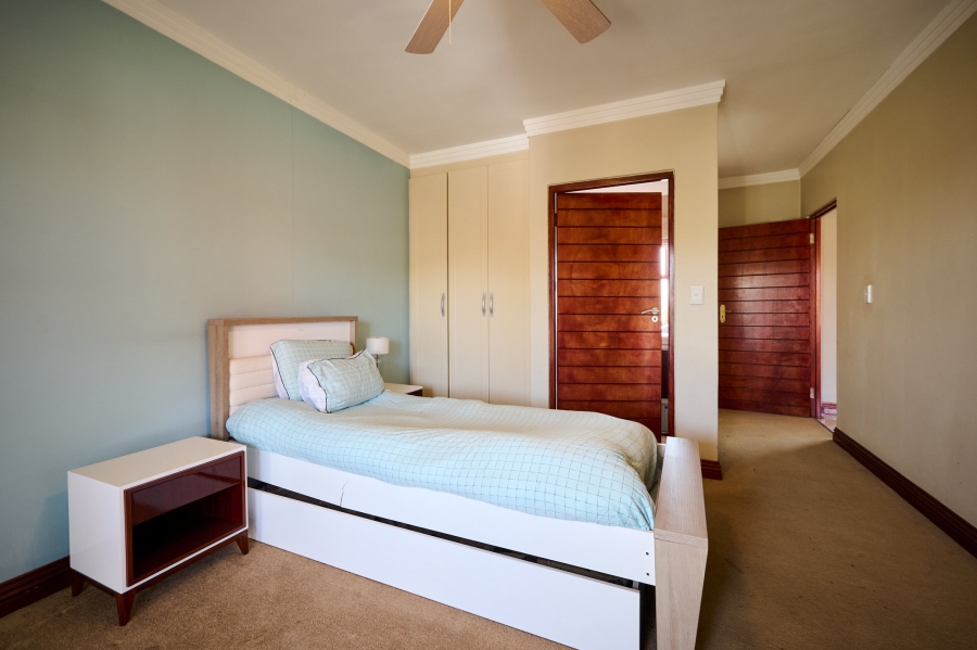 5 Bedroom Property for Sale in Carlswald North Estate Gauteng