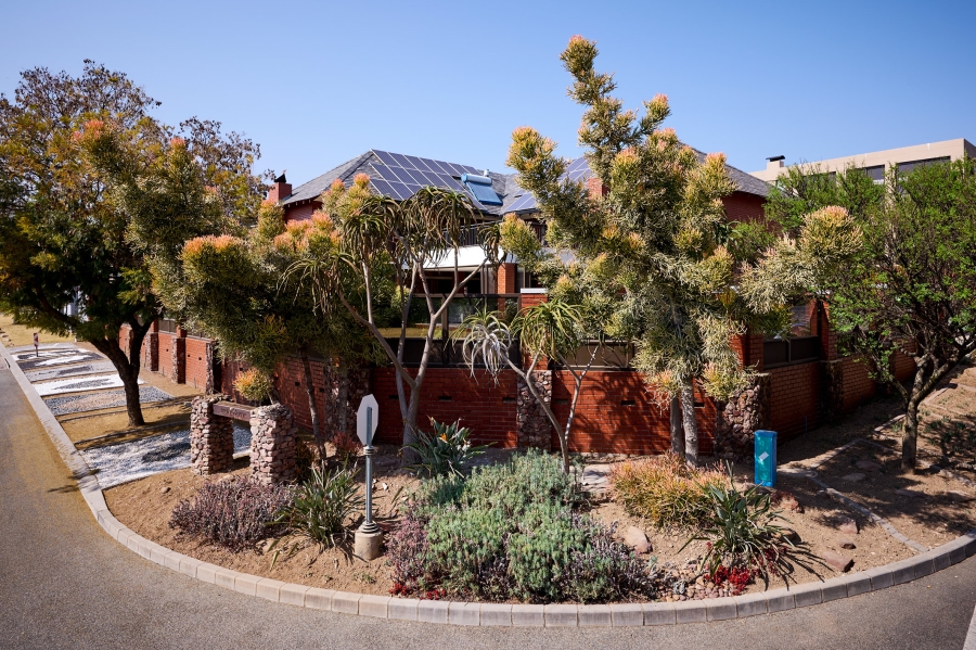 5 Bedroom Property for Sale in Carlswald North Estate Gauteng
