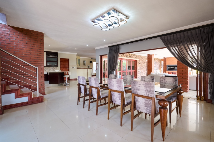 5 Bedroom Property for Sale in Carlswald North Estate Gauteng