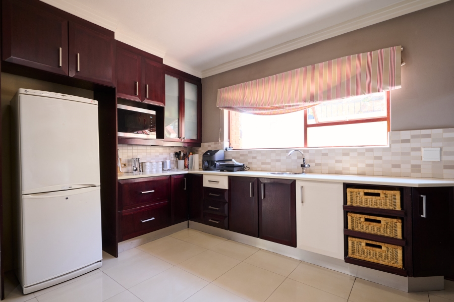 5 Bedroom Property for Sale in Carlswald North Estate Gauteng