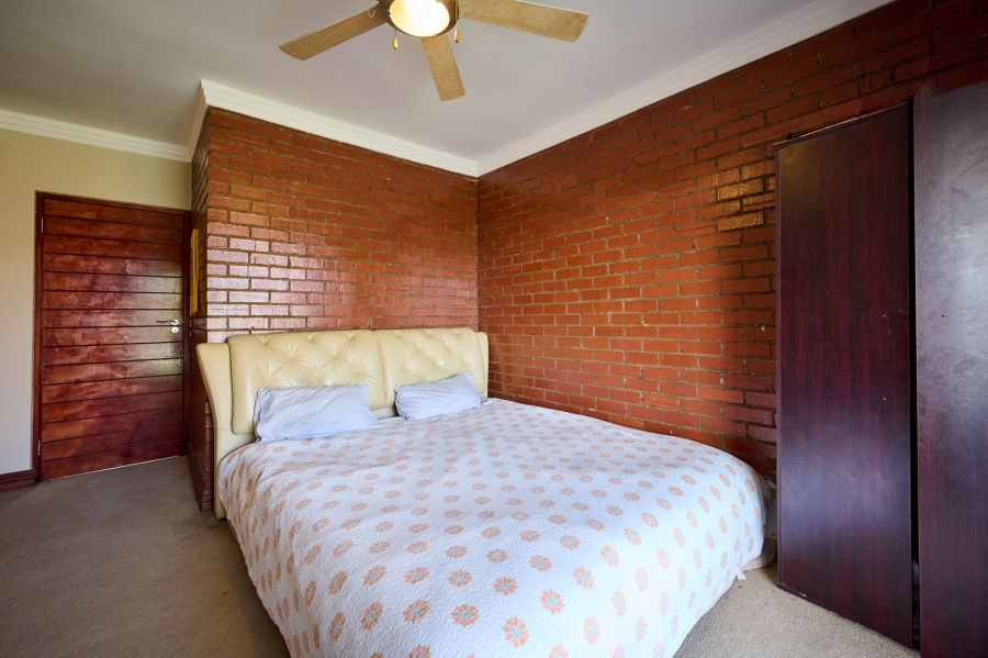 5 Bedroom Property for Sale in Carlswald North Estate Gauteng