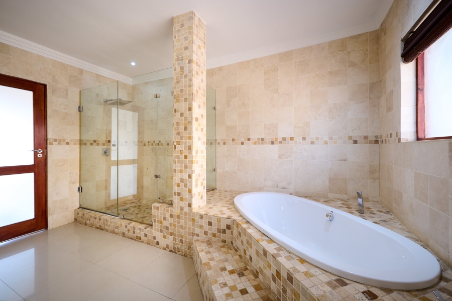 5 Bedroom Property for Sale in Carlswald North Estate Gauteng