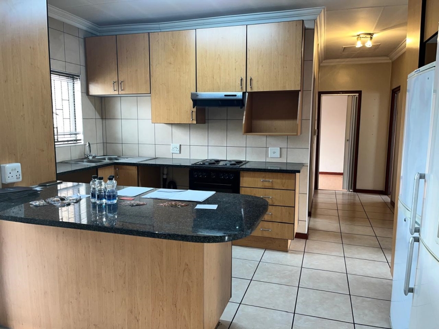 3 Bedroom Property for Sale in Oriel Gauteng