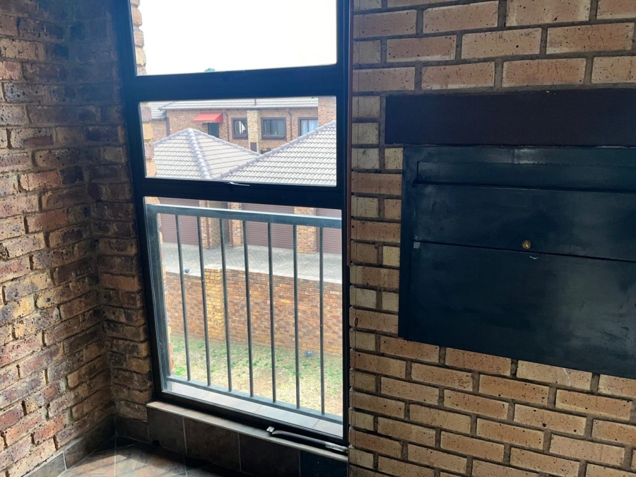 3 Bedroom Property for Sale in Oriel Gauteng