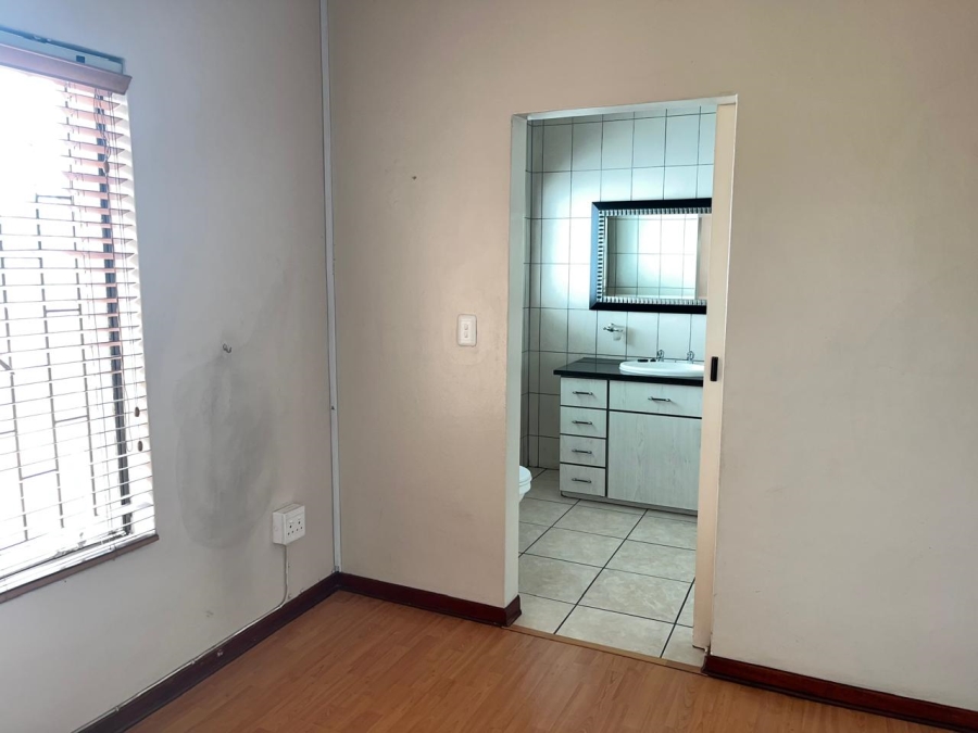 3 Bedroom Property for Sale in Oriel Gauteng