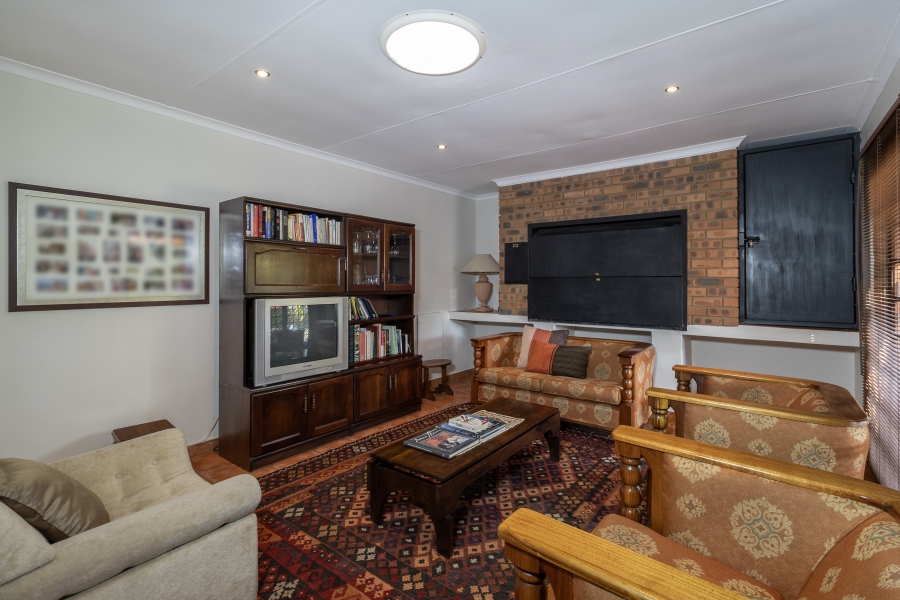 4 Bedroom Property for Sale in Moreleta Park Gauteng