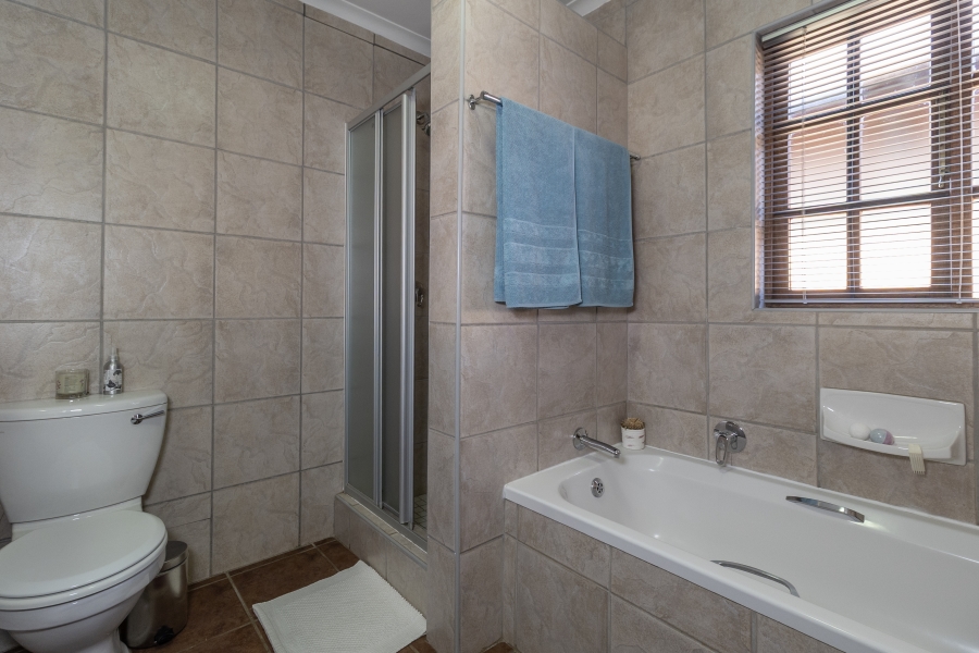4 Bedroom Property for Sale in Moreleta Park Gauteng