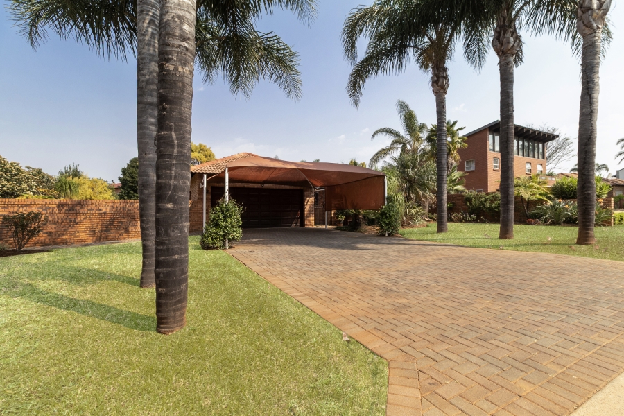 4 Bedroom Property for Sale in Moreleta Park Gauteng