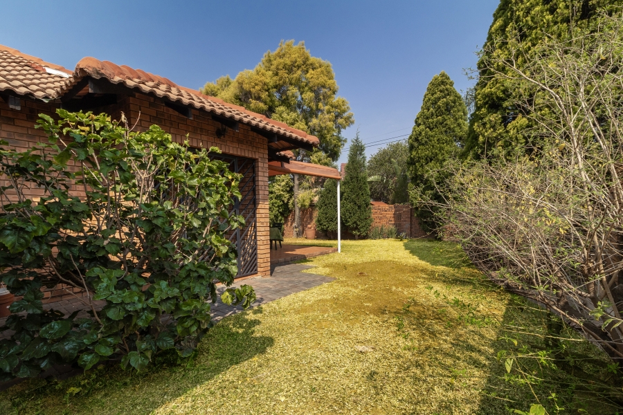 4 Bedroom Property for Sale in Moreleta Park Gauteng