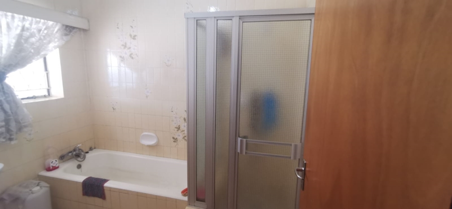 3 Bedroom Property for Sale in Allen Grove Gauteng