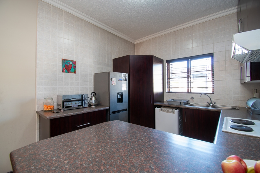 2 Bedroom Property for Sale in Paulshof Gauteng