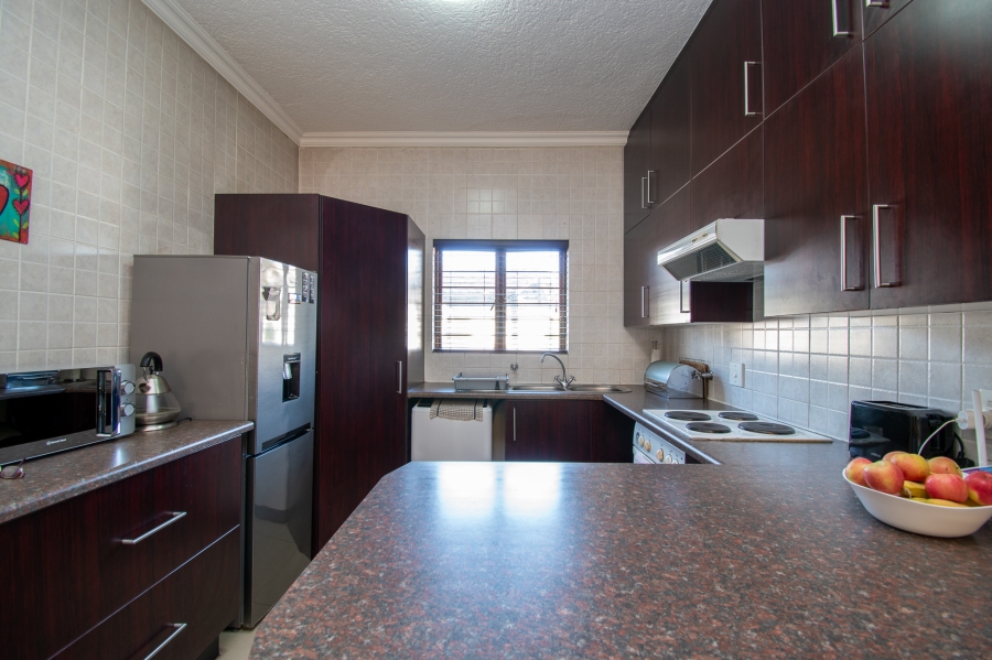 2 Bedroom Property for Sale in Paulshof Gauteng