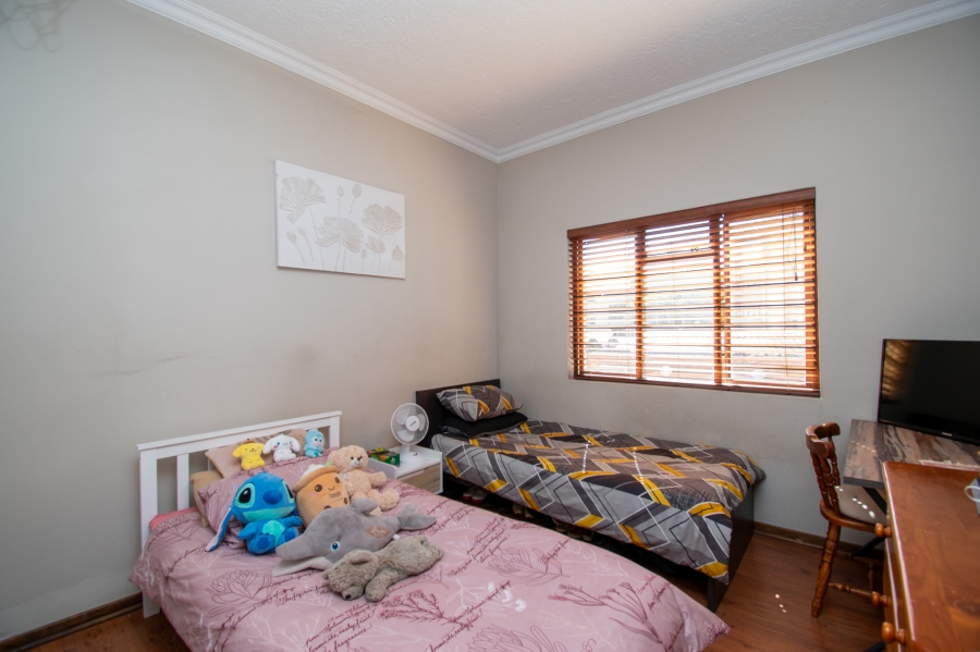 2 Bedroom Property for Sale in Paulshof Gauteng