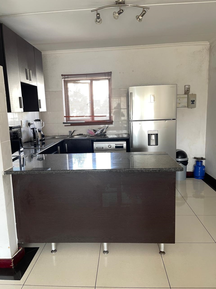2 Bedroom Property for Sale in Noordwyk Gauteng