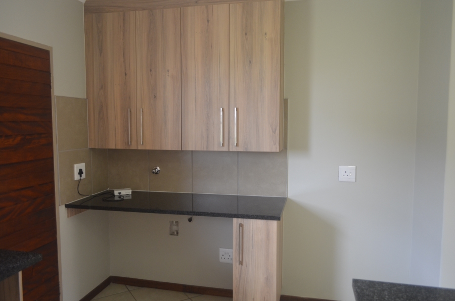 To Let 3 Bedroom Property for Rent in Monavoni Gauteng