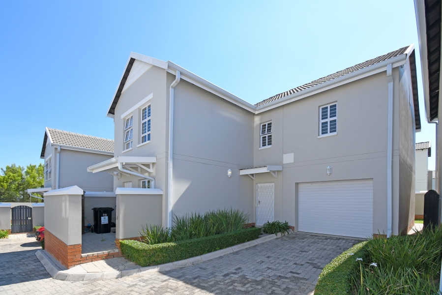 3 Bedroom Property for Sale in Fourways Gauteng