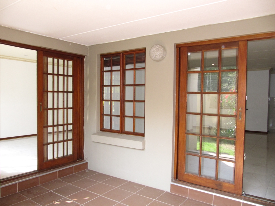 To Let 2 Bedroom Property for Rent in Hyde Park Gauteng