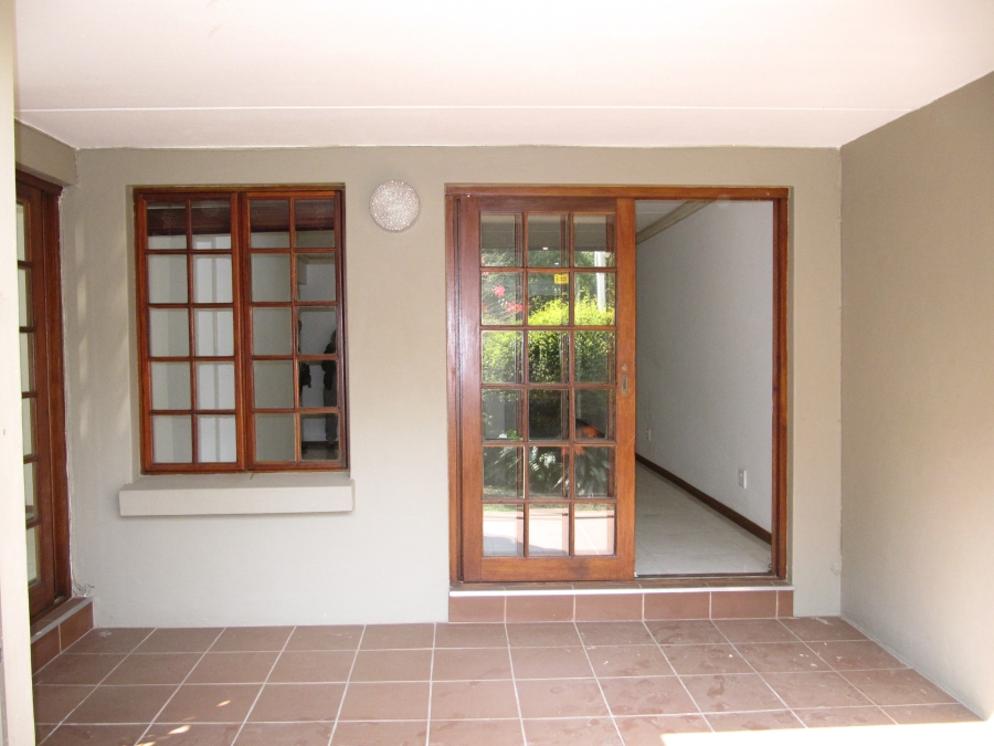 To Let 2 Bedroom Property for Rent in Hyde Park Gauteng
