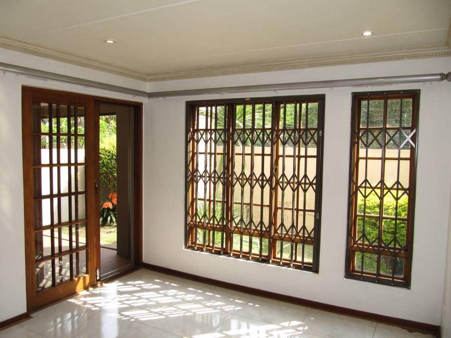 To Let 2 Bedroom Property for Rent in Hyde Park Gauteng