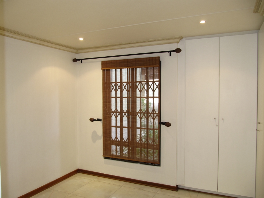 To Let 2 Bedroom Property for Rent in Hyde Park Gauteng