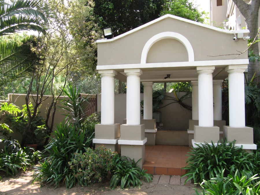 To Let 2 Bedroom Property for Rent in Hyde Park Gauteng