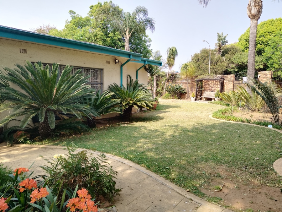 4 Bedroom Property for Sale in Birchleigh Gauteng