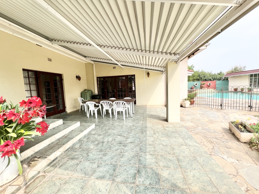 4 Bedroom Property for Sale in Knoppieslaagte Gauteng