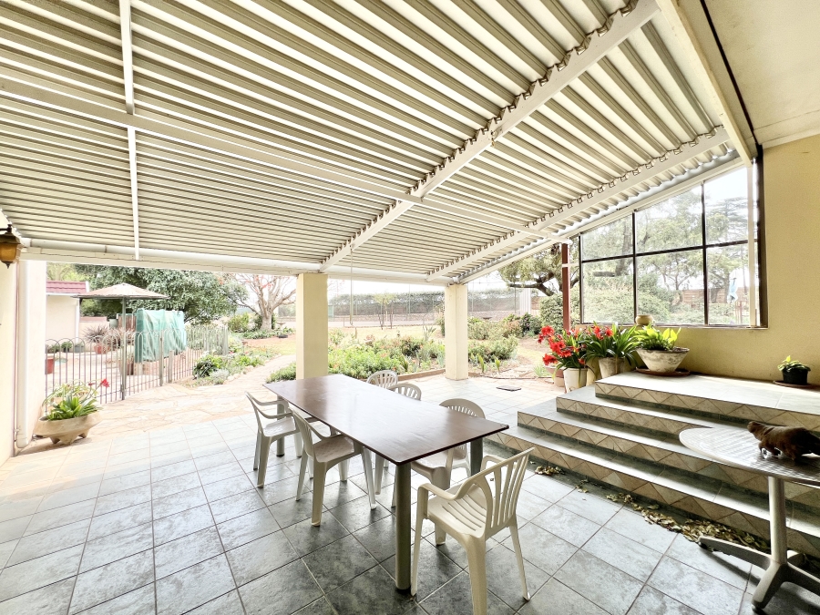 4 Bedroom Property for Sale in Knoppieslaagte Gauteng