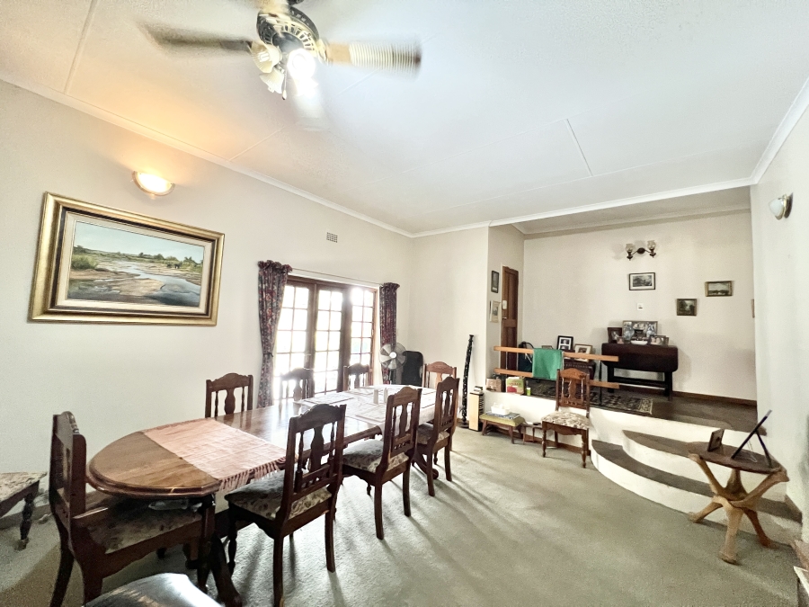 4 Bedroom Property for Sale in Knoppieslaagte Gauteng