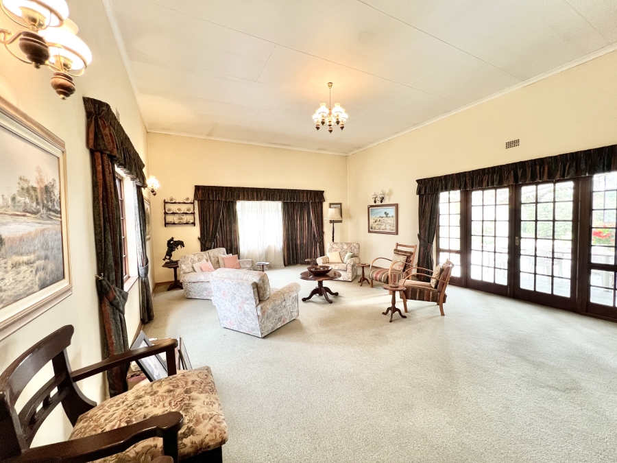 4 Bedroom Property for Sale in Knoppieslaagte Gauteng