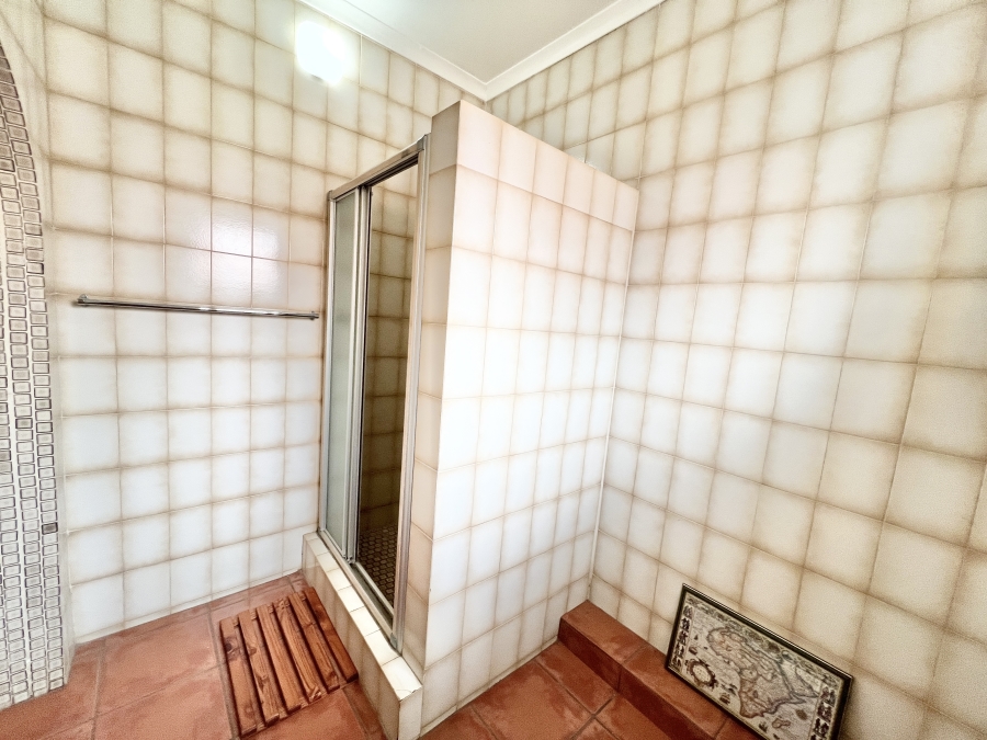 4 Bedroom Property for Sale in Knoppieslaagte Gauteng