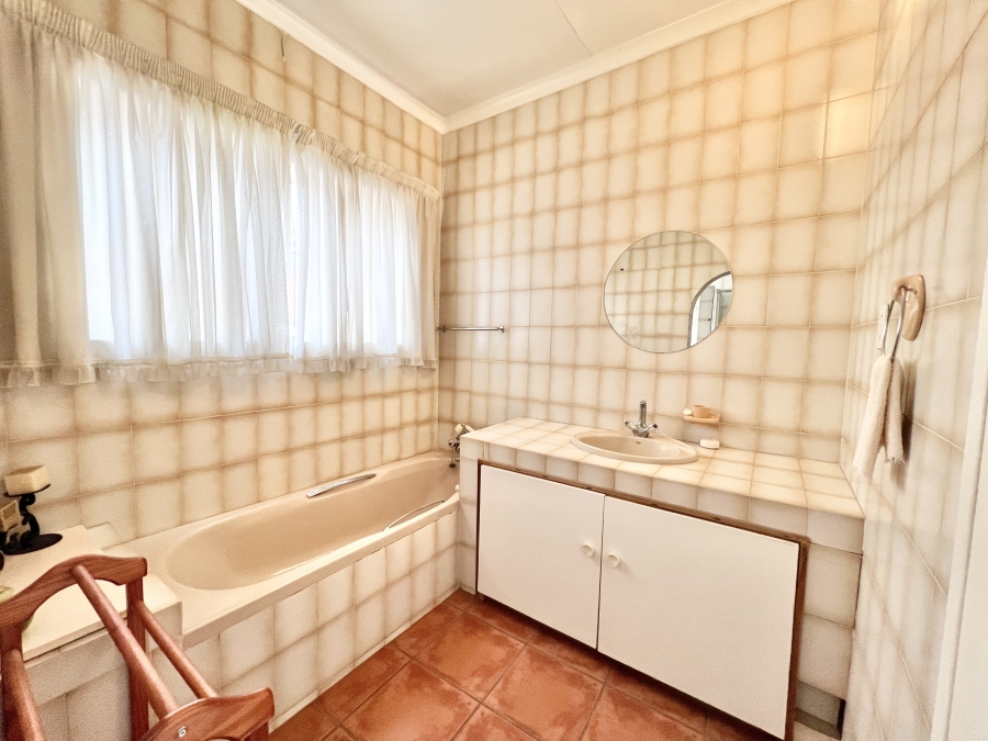 4 Bedroom Property for Sale in Knoppieslaagte Gauteng