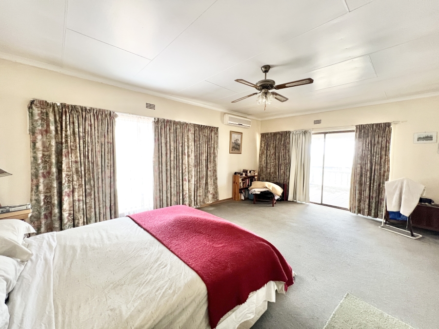 4 Bedroom Property for Sale in Knoppieslaagte Gauteng