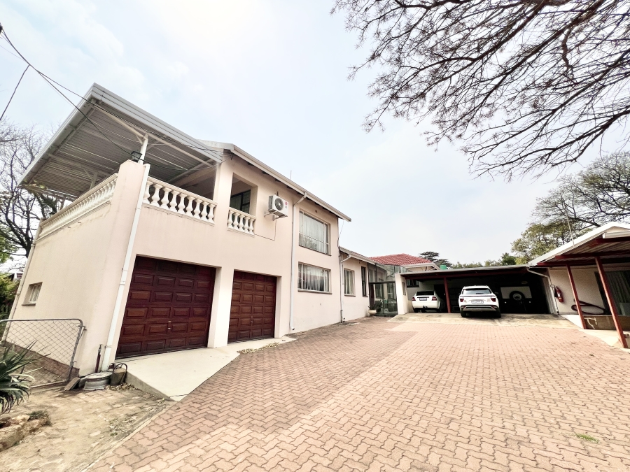 4 Bedroom Property for Sale in Knoppieslaagte Gauteng