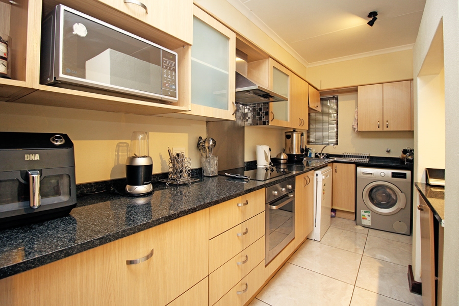 2 Bedroom Property for Sale in Beverley Gauteng